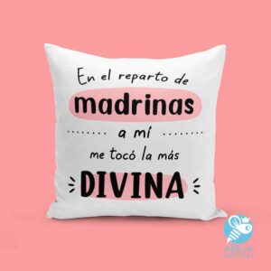 Cojín 'en el reparto de madrinas a mí me tocó la más divina'