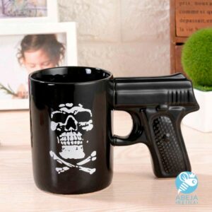 Taza pistola calavera