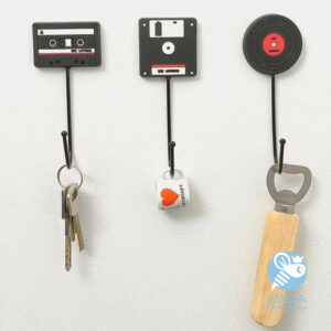 Set x 3 colgadores retro