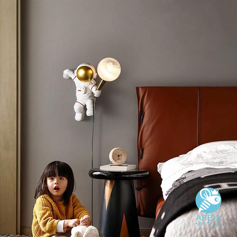 lampara-de-pared-astronauta-lED1